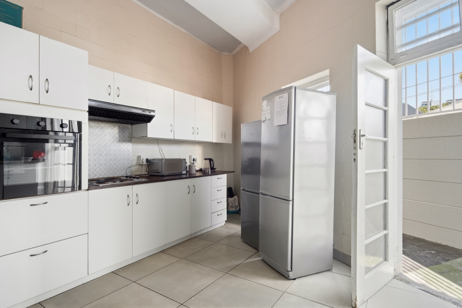 To Let 9 Bedroom Property for Rent in Observatory Western Cape
